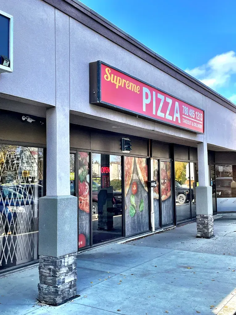 Supreme Pizza Knottwood location